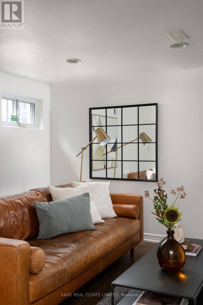 35 Chapman Avenue — photo 36 of 40