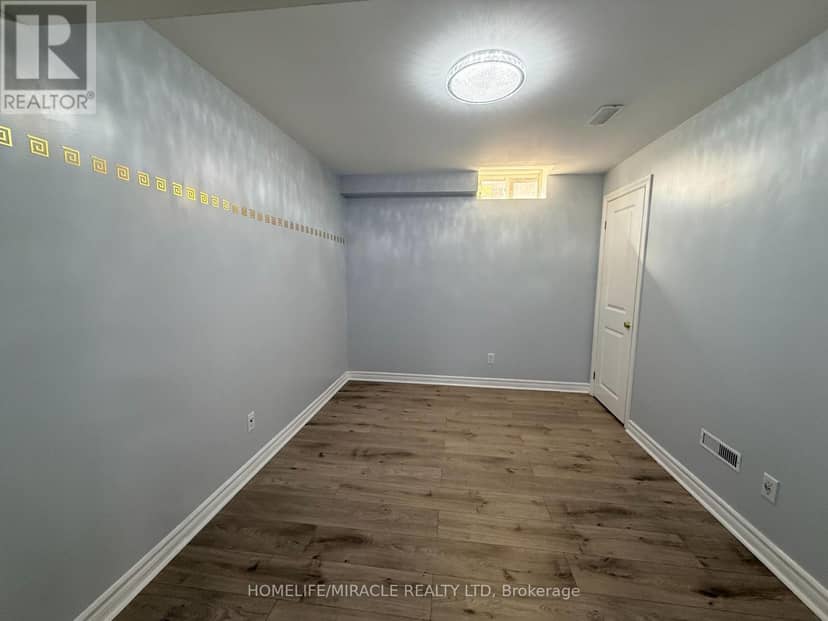 1301 Apollo Street — photo 32 of 33