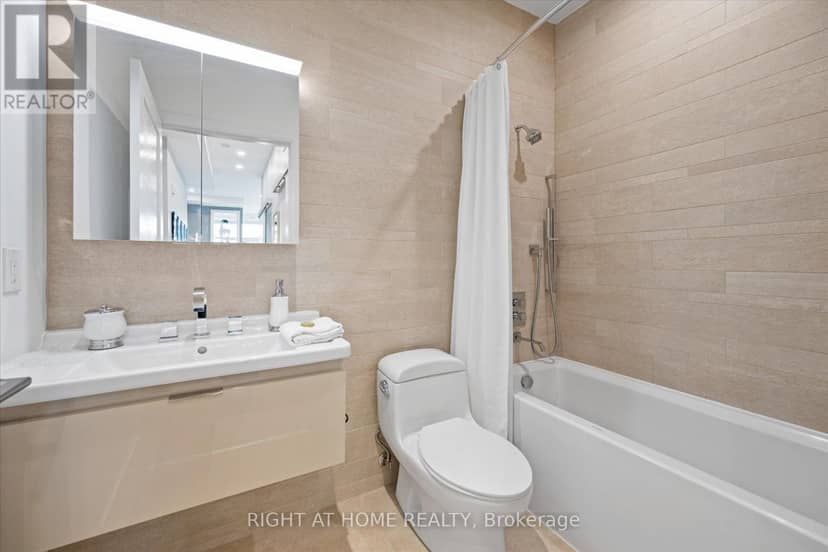PH1 - 580 Kingston Road — photo 18 of 32