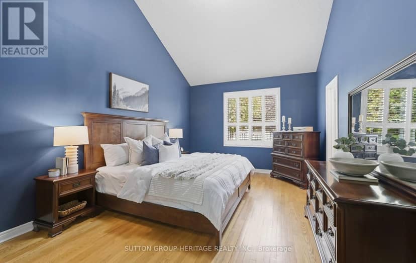 35 Kimberly Drive — photo 12 of 37