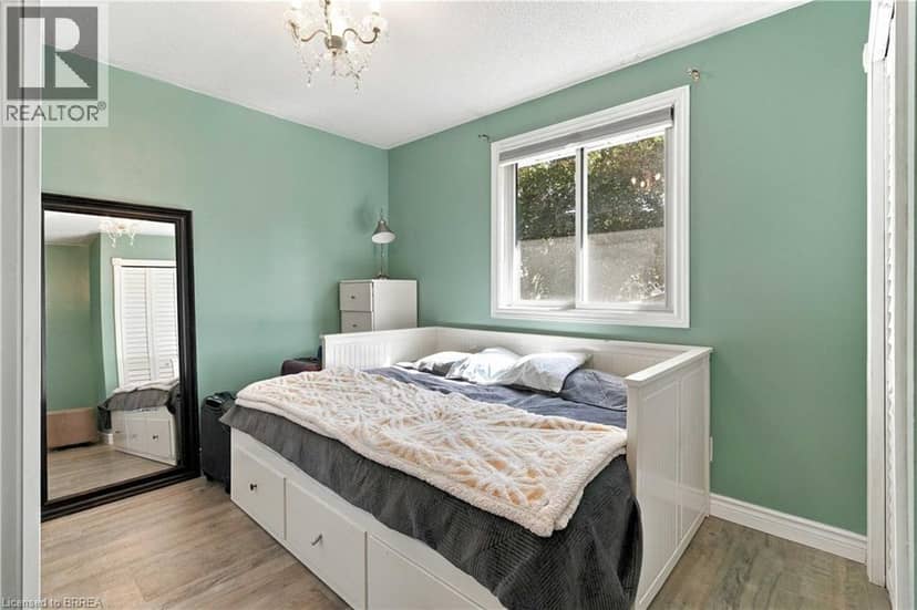 79 DONLY Drive S — photo 20 of 40