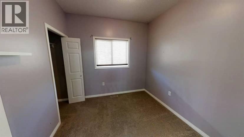 7613 114 Street — photo 11 of 25