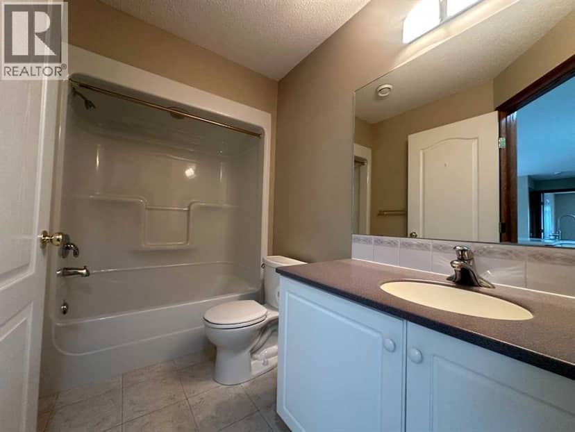 22D, 32 Daines Avenue — photo 27 of 34