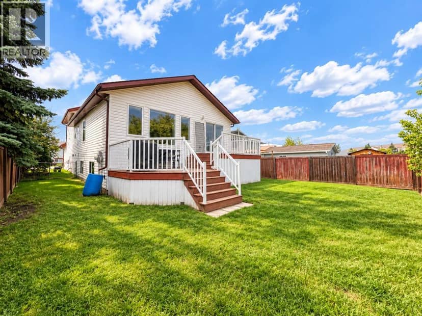 9042 103 Avenue — photo 37 of 39