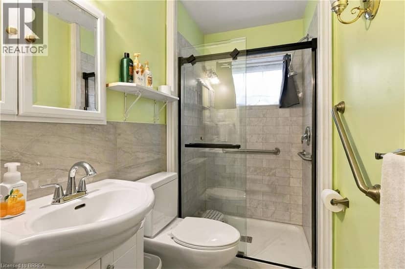 78 ONTARIO Street — photo 11 of 40