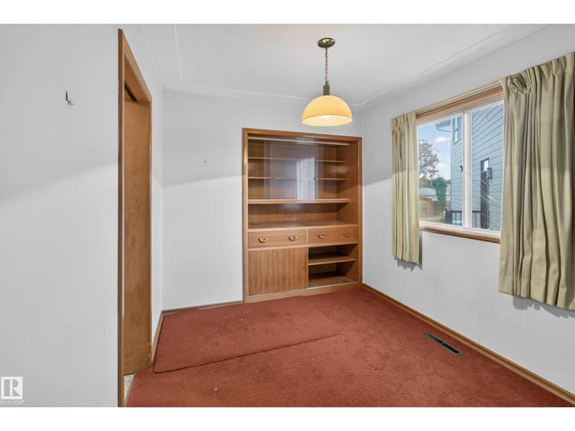 6321 104 AV NW, Edmonton, photo 8