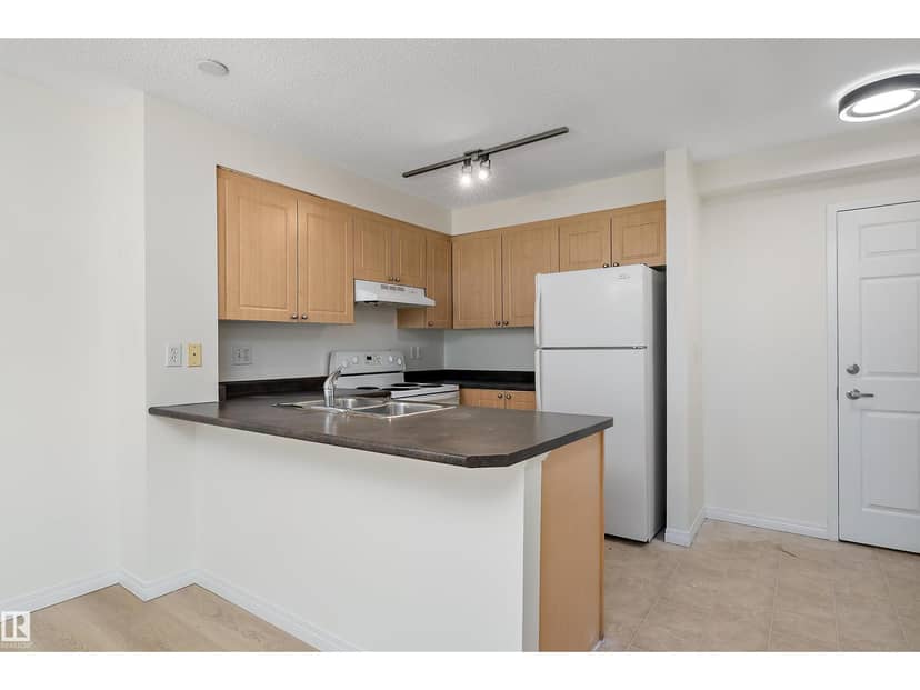 #104 630 McAllister Lo SW — photo 14 of 26