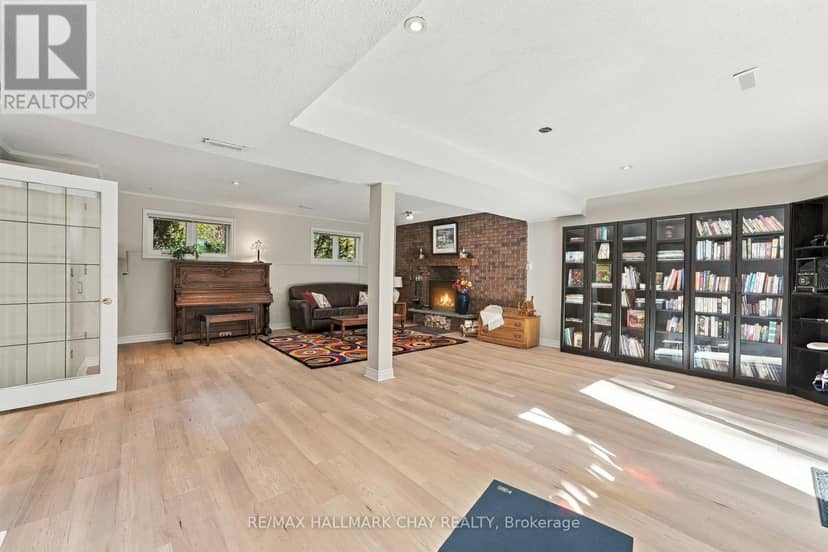 57 Belmont Crescent — photo 19 of 35