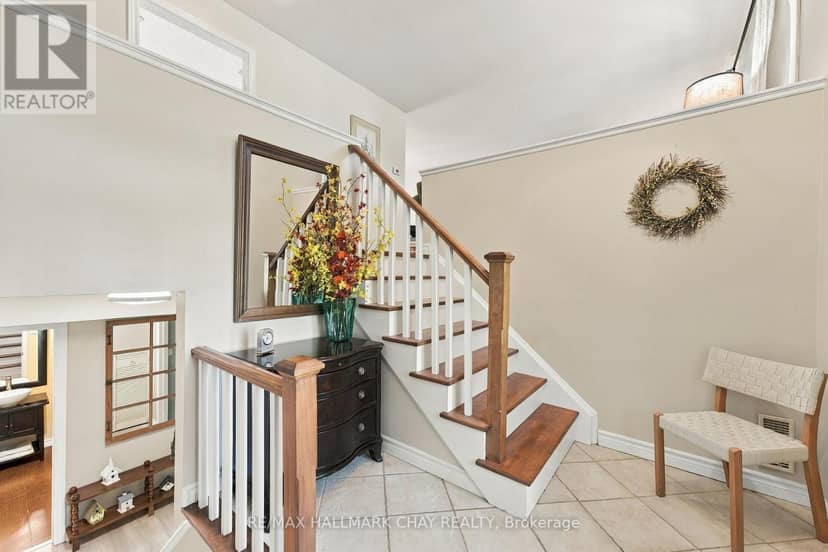 57 Belmont Crescent — photo 16 of 35