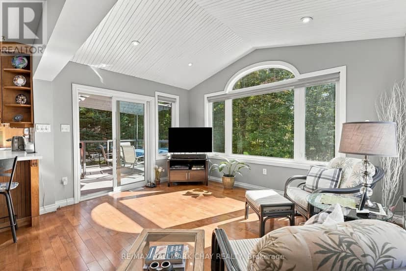 57 Belmont Crescent, Springwater, photo 4