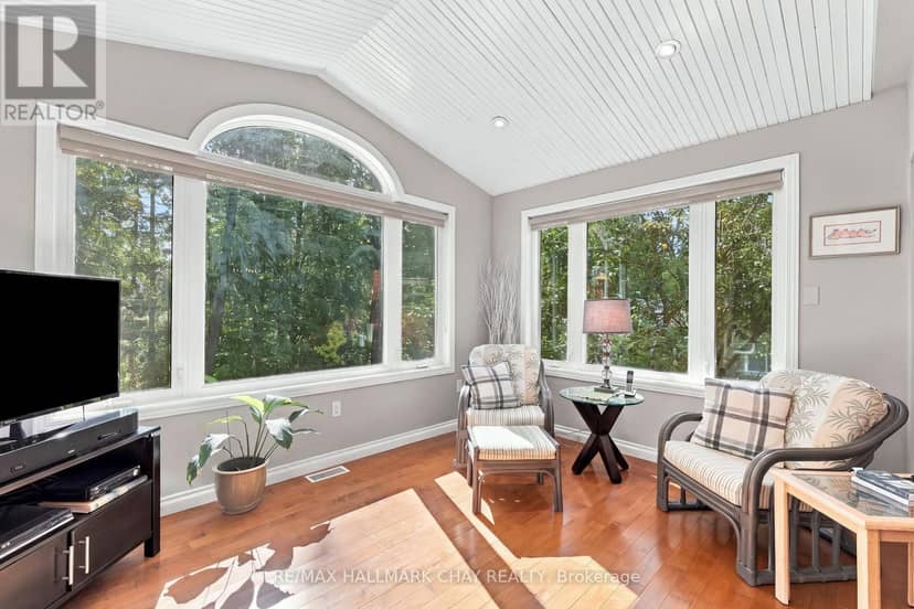 57 Belmont Crescent, Springwater, photo 5