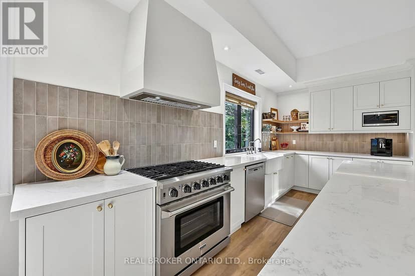 17 Mill Street — photo 12 of 40