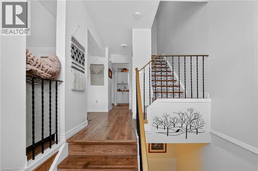 132 LOCK Street W Unit# 3 — photo 13 of 38