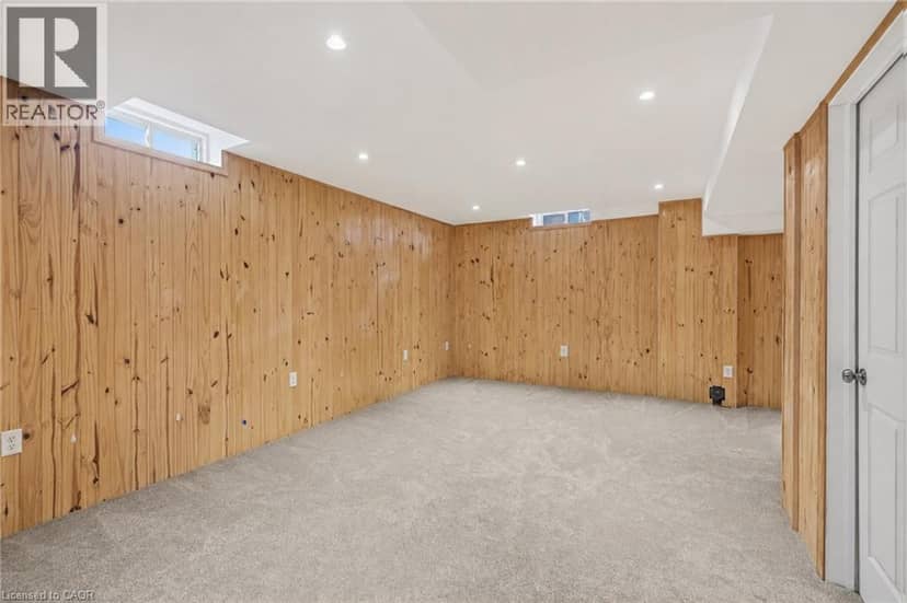 240 EMICK Drive — photo 28 of 40