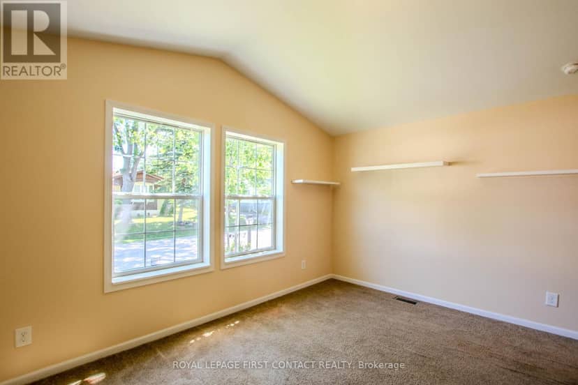 23 Georgian Glen Drive — photo 17 of 26