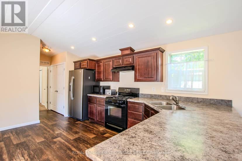 23 Georgian Glen Drive, Wasaga Beach, photo 8