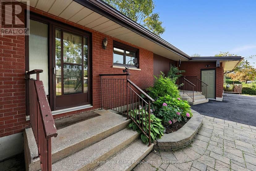 408 Mooney Crescent, Orillia, photo 3