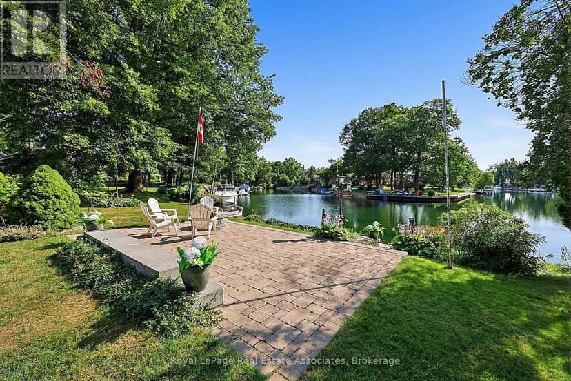 408 Mooney Crescent — photo 38 of 40