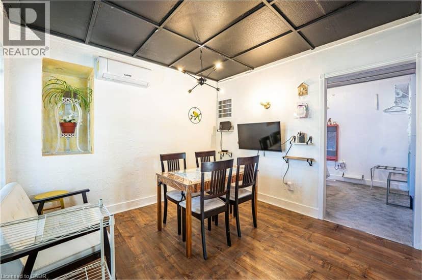 82 KEHL Street, Kitchener, photo 4