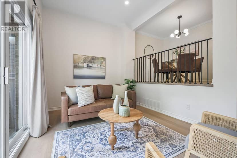 2222 Marine Drive, Oakville, photo 3