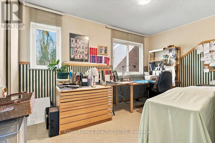3581 Ash Row Crescent — photo 24 of 38