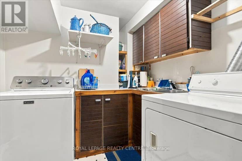 3581 Ash Row Crescent — photo 32 of 38
