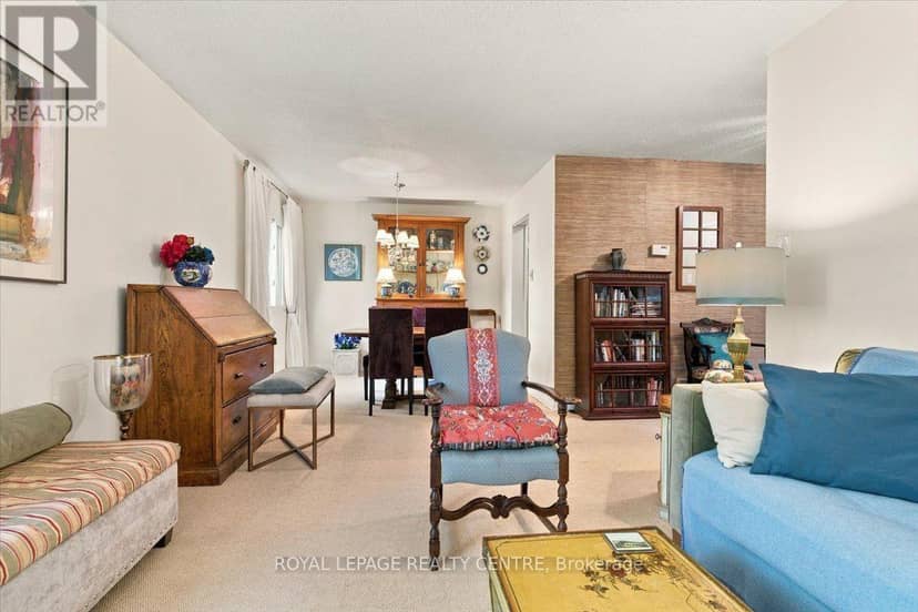 3581 Ash Row Crescent — photo 9 of 38