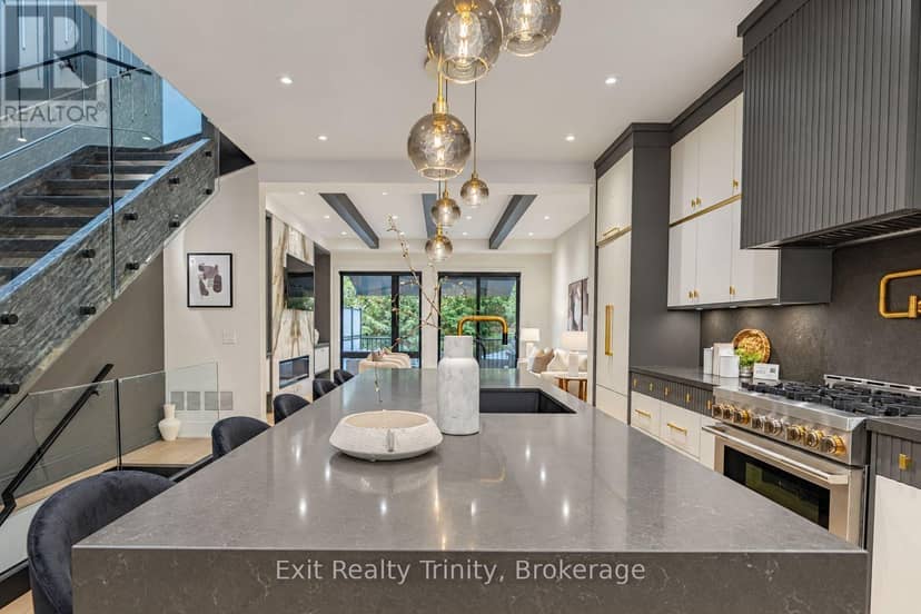 152 Sheldon Avenue, Toronto, photo 8