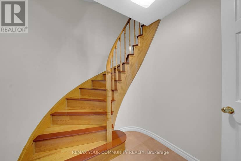 118 Waterbury Street — photo 40 of 40