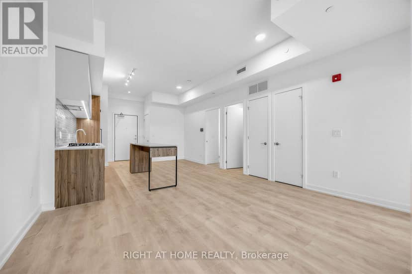 207 - 722 Marlee Avenue — photo 17 of 28