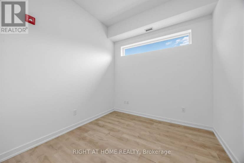 207 - 722 Marlee Avenue — photo 24 of 28