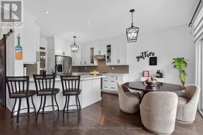 852 Trudeau Drive — photo 10 of 40