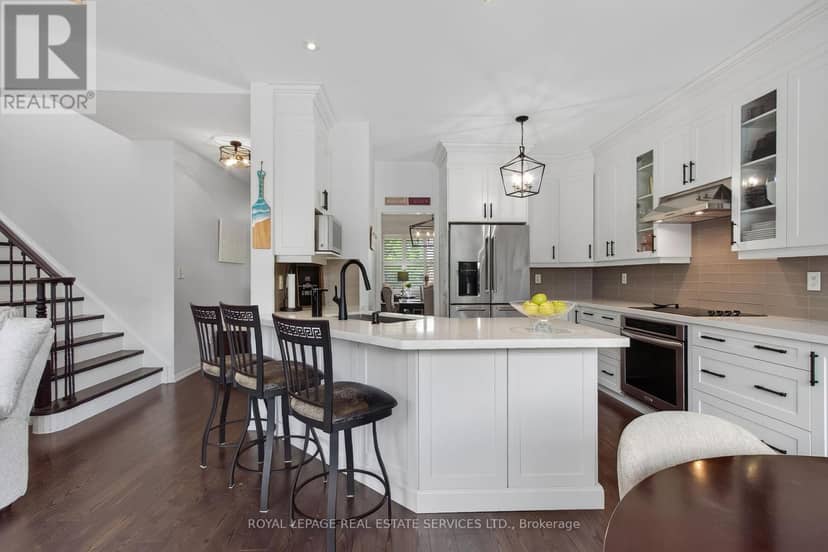 852 Trudeau Drive — photo 11 of 40