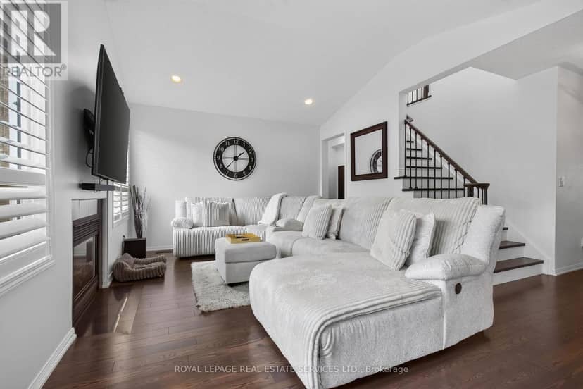 852 Trudeau Drive — photo 17 of 40