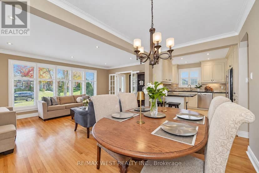 18 Nashland Avenue, Toronto, photo 6