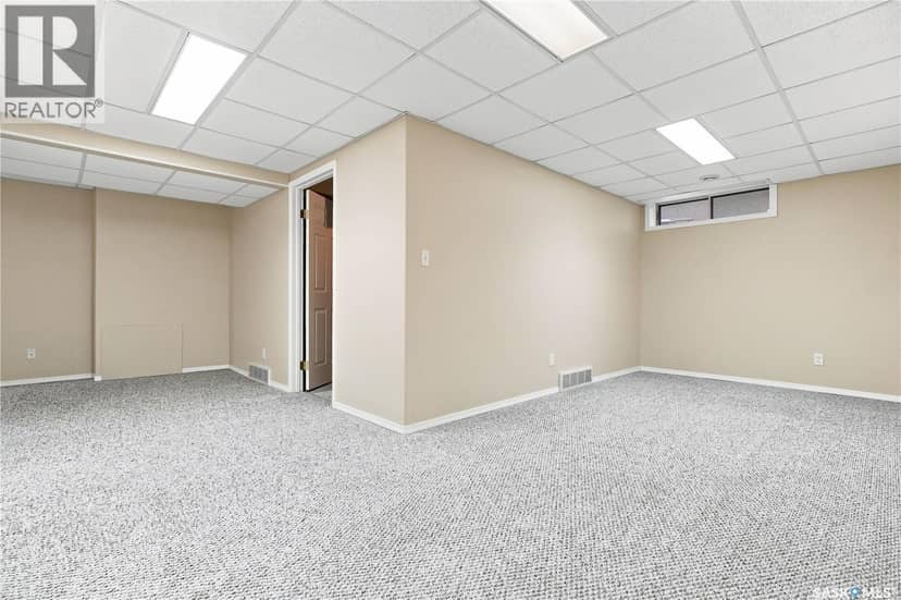 323 Garvie ROAD — photo 35 of 40