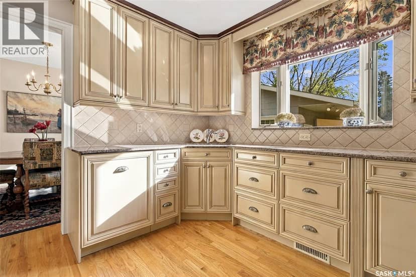 139 Sunset DRIVE — photo 17 of 40