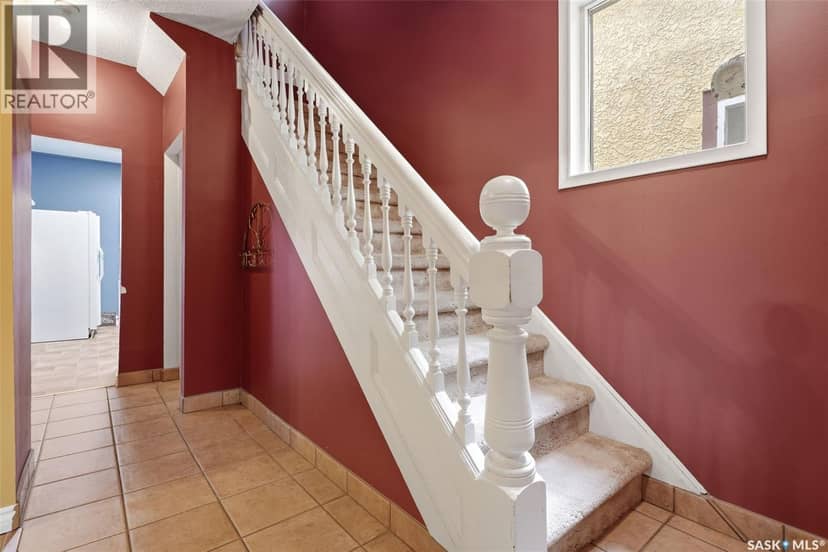 2242 Angus STREET — photo 16 of 39