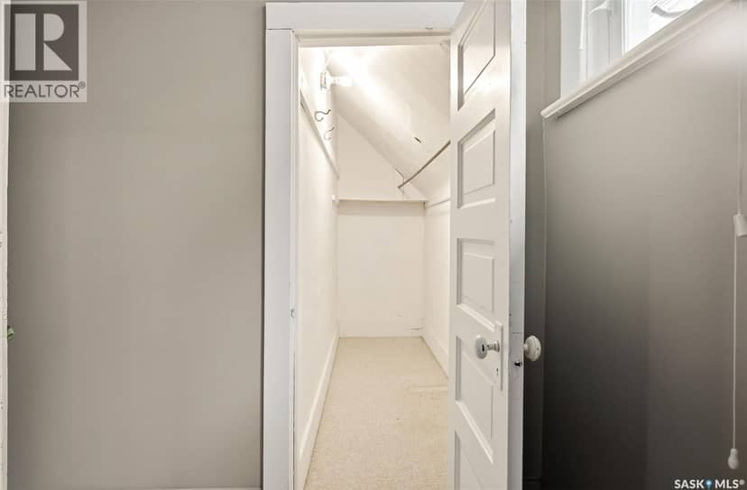 2242 Angus STREET — photo 26 of 39