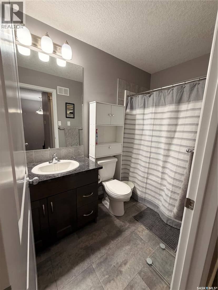 511 210 Rajput WAY — photo 14 of 25