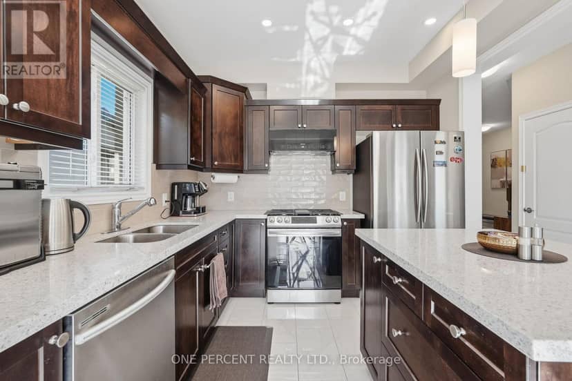 71 Laurent Avenue — photo 12 of 40