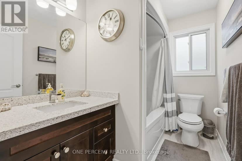 71 Laurent Avenue — photo 27 of 40