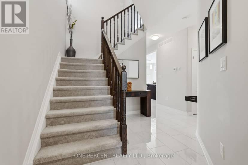 71 Laurent Avenue, Welland, photo 3