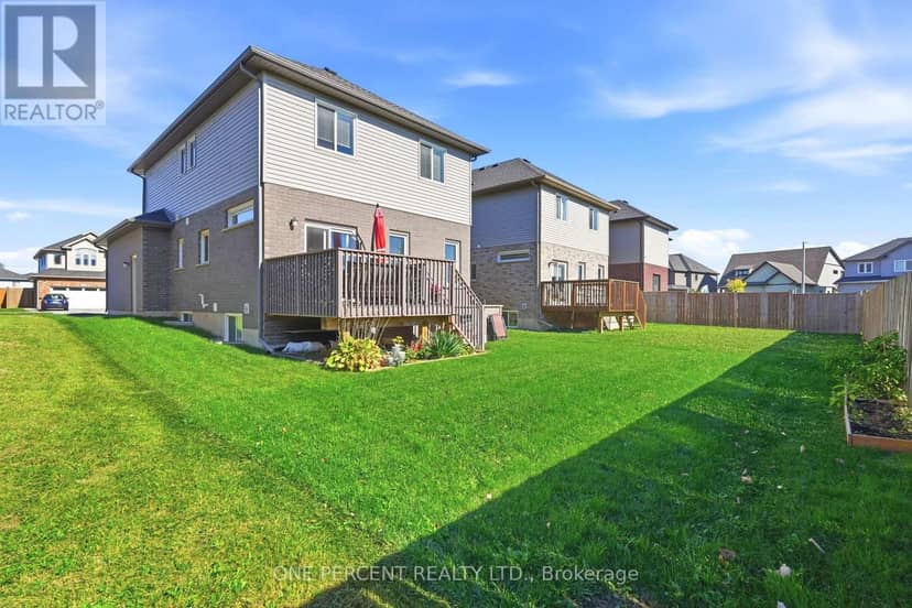 71 Laurent Avenue — photo 31 of 40