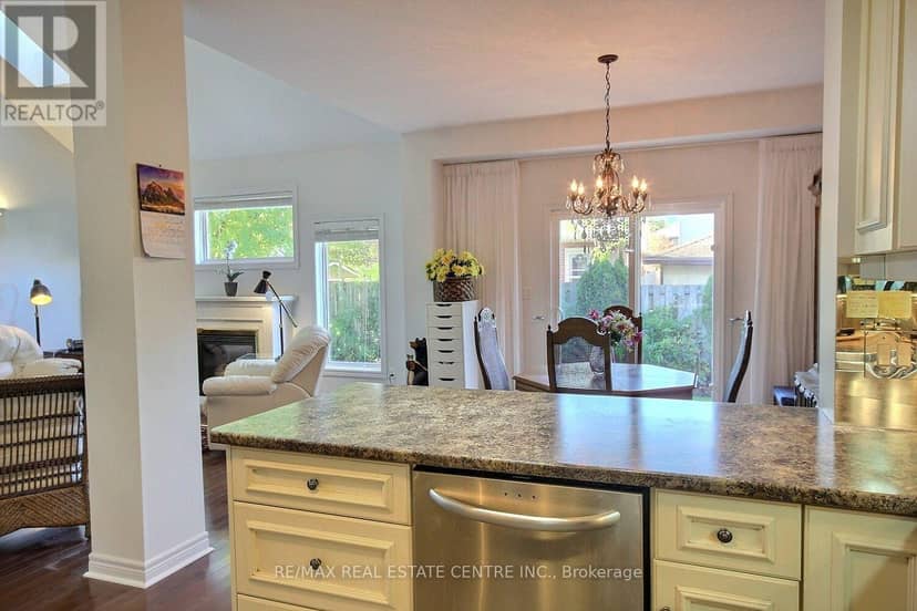 755 Willow Road — photo 10 of 27