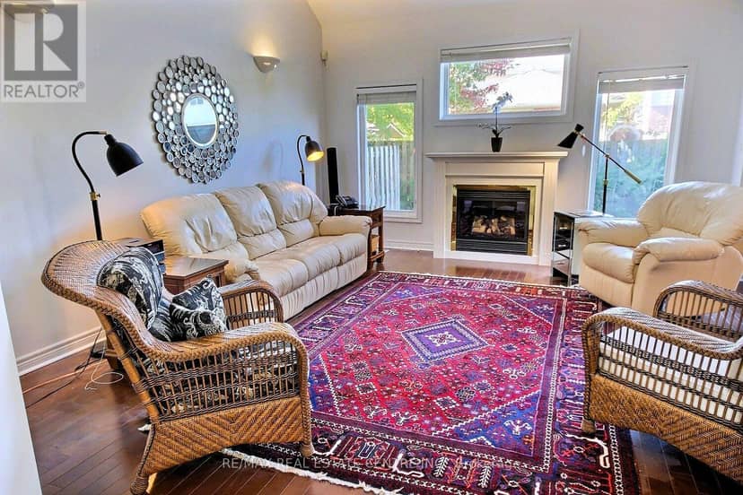 755 Willow Road, Guelph, photo 4