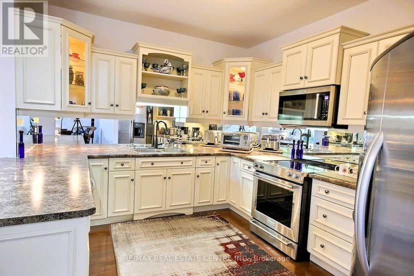 755 Willow Road, Guelph, photo 5