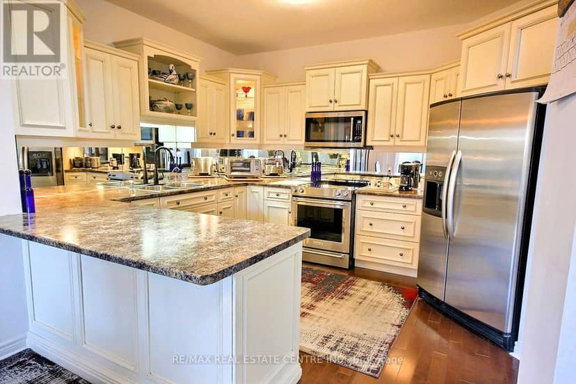 755 Willow Road, Guelph, photo 7