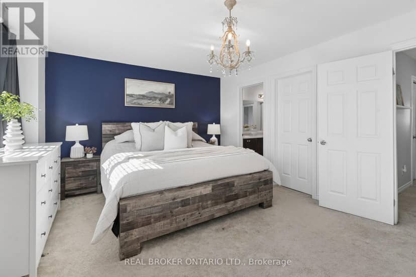 42 Renfrew Street — photo 14 of 24