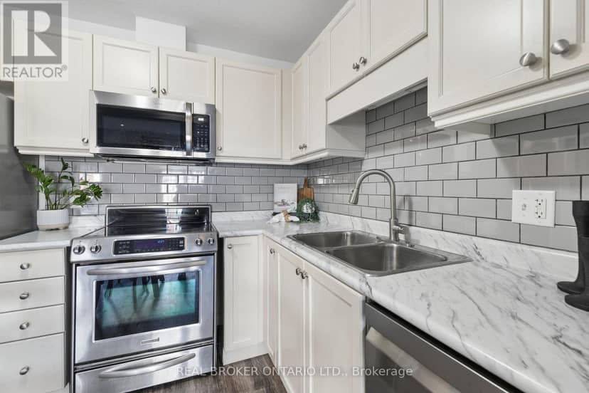 42 Renfrew Street — photo 7 of 24